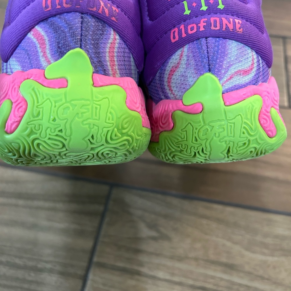 Puma Lamelo Purple and Green men’s basketball  sneakers size 7 - Picture 5 of 8